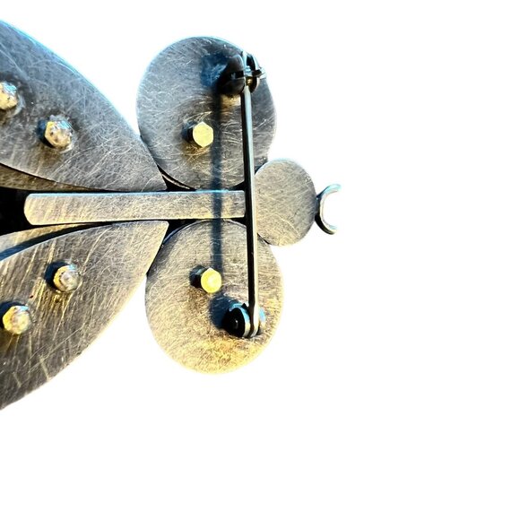 Michele Friedman Wool Felt Sterling Dragonfly Brooch - Picture 8 of 9